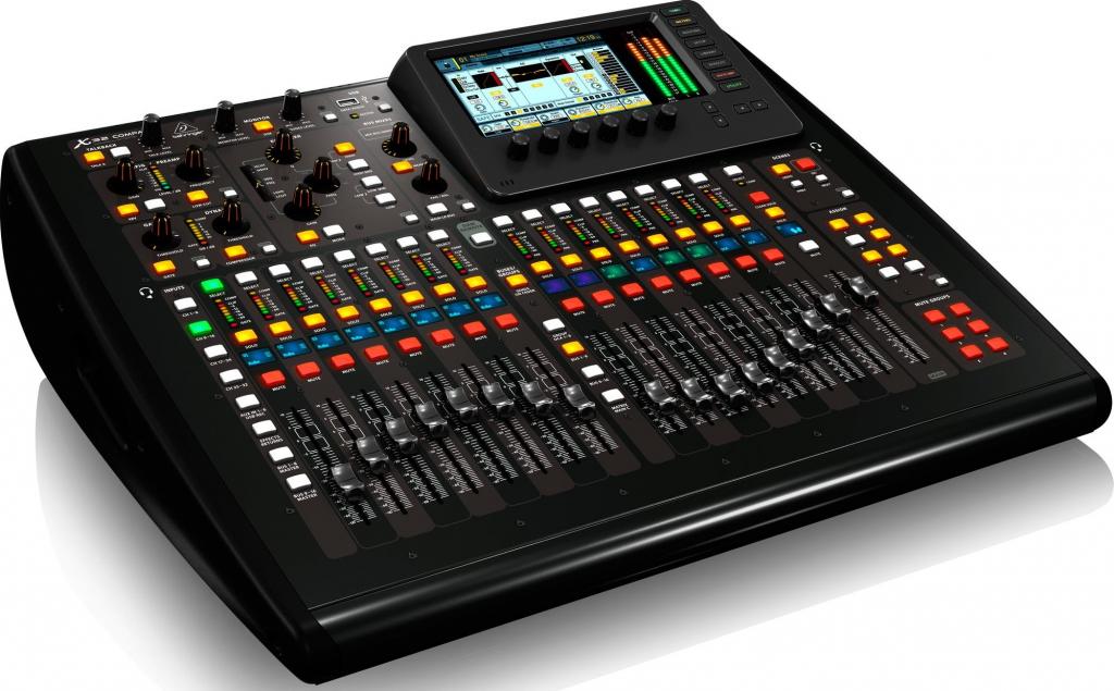BEHRINGER X32 COMPACT -    